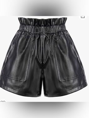 NWT Ramisu Faux Leather High Waisted Shorts Size L